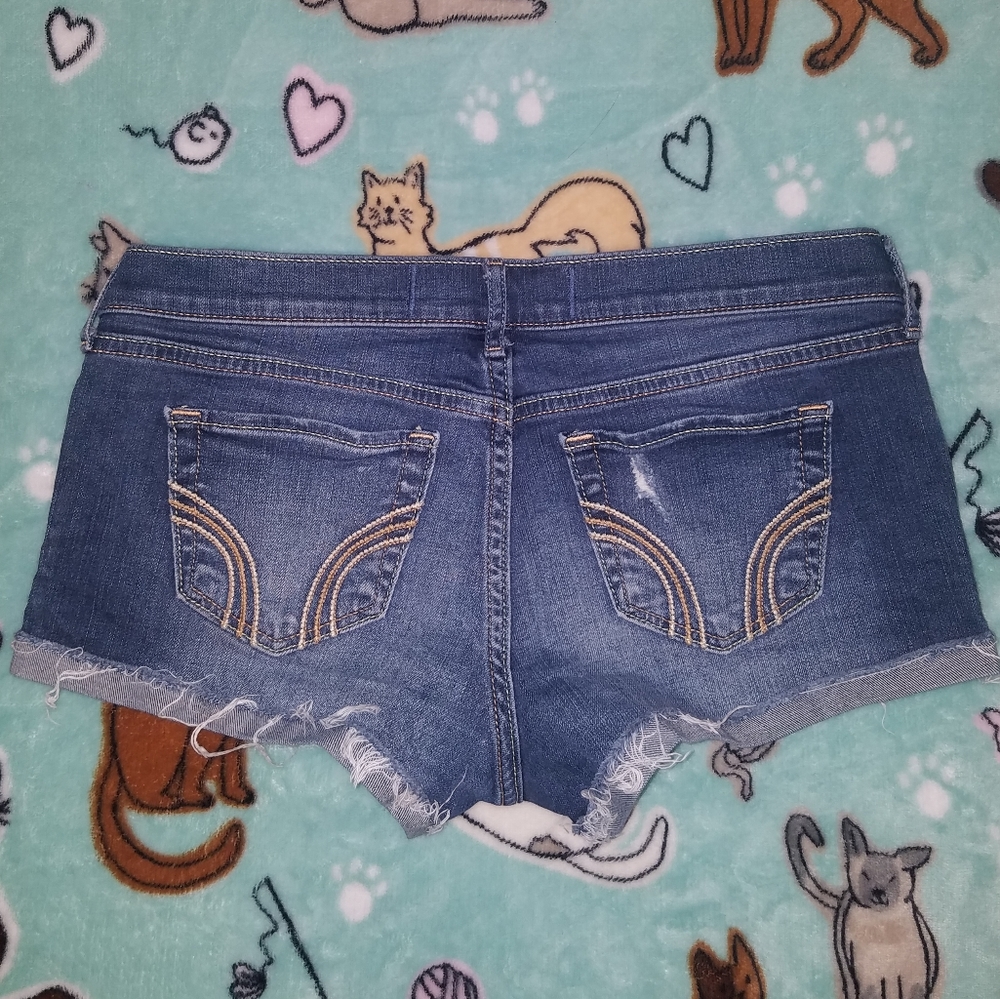 Women's Hollister Jean Shortsç - Picture 3 of 6